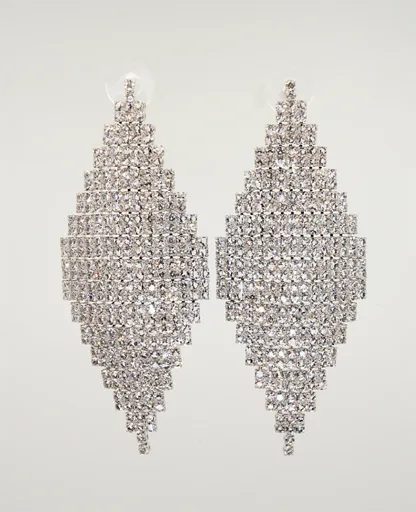 Silver Sparkle Diamond-Shaped Crystal Earrings – Sleek & Radiant