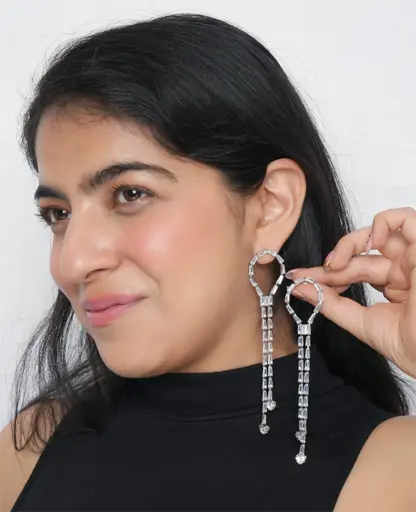 Silver Crystal Long Earrings – Graceful Sparkle for Every Occasion