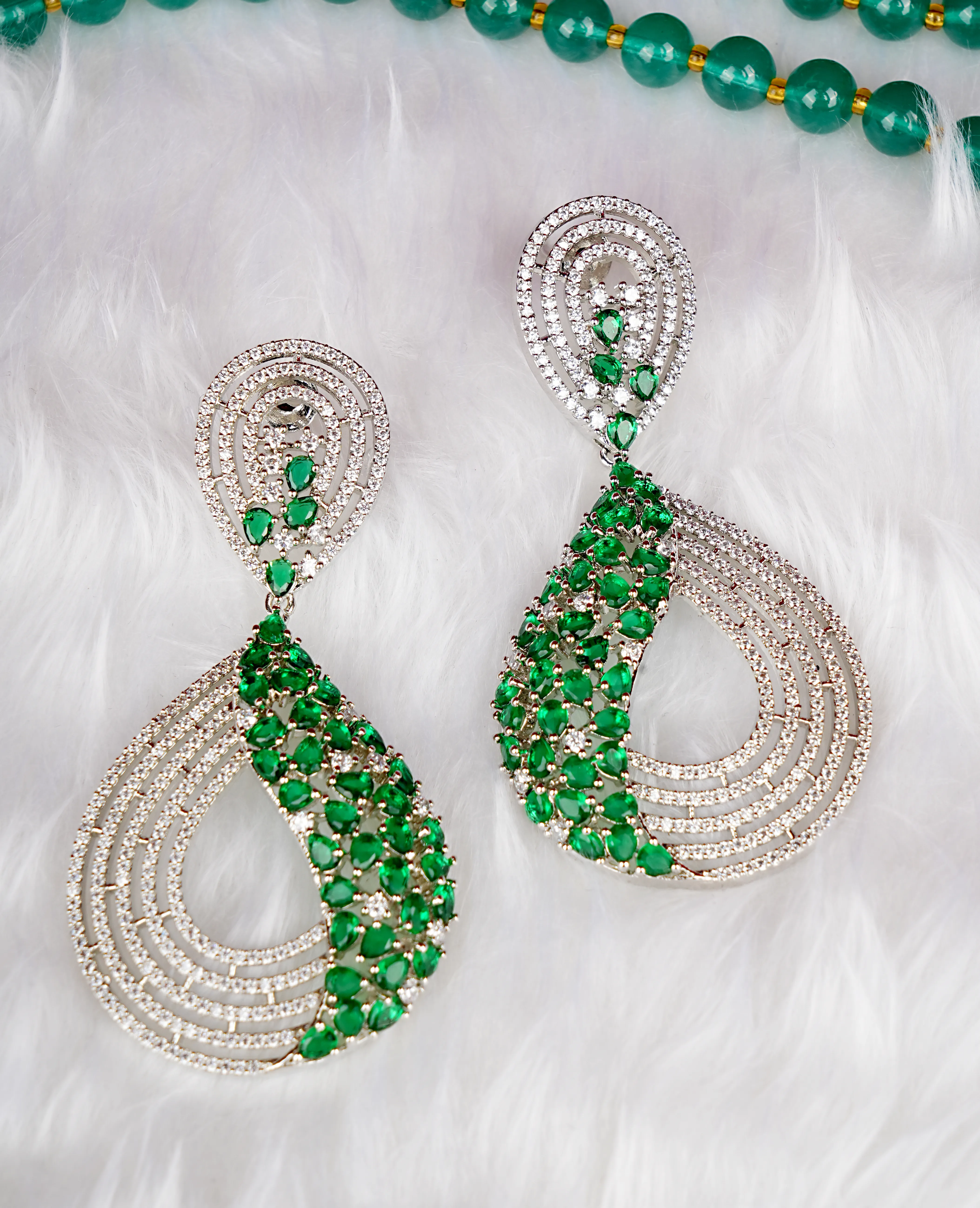 AD Emerald Earrings – A Blend of Sparkle and Sophistication