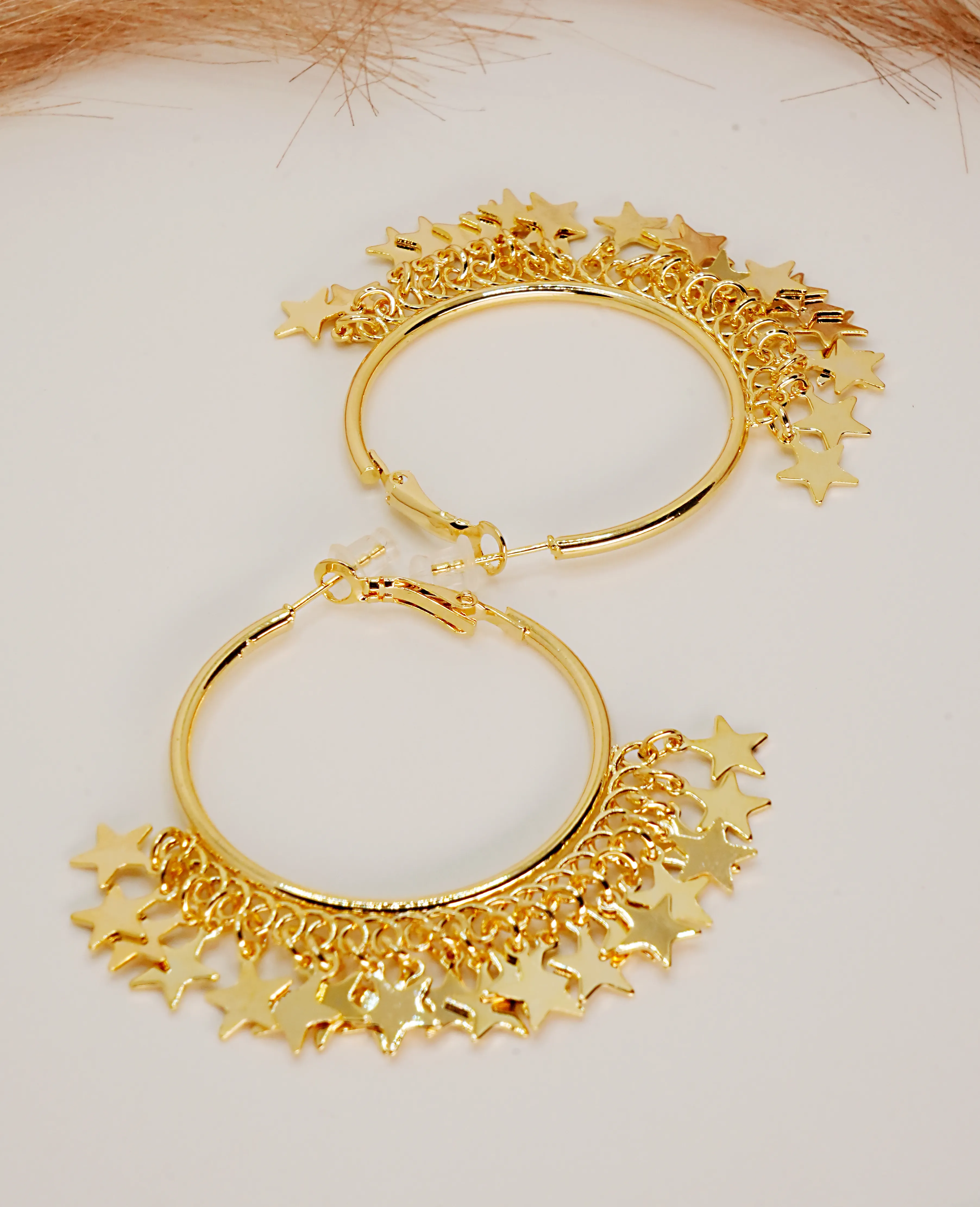 Star-Striking Golden Hoops – Add a Touch of Glamour to Your Hoop Collection