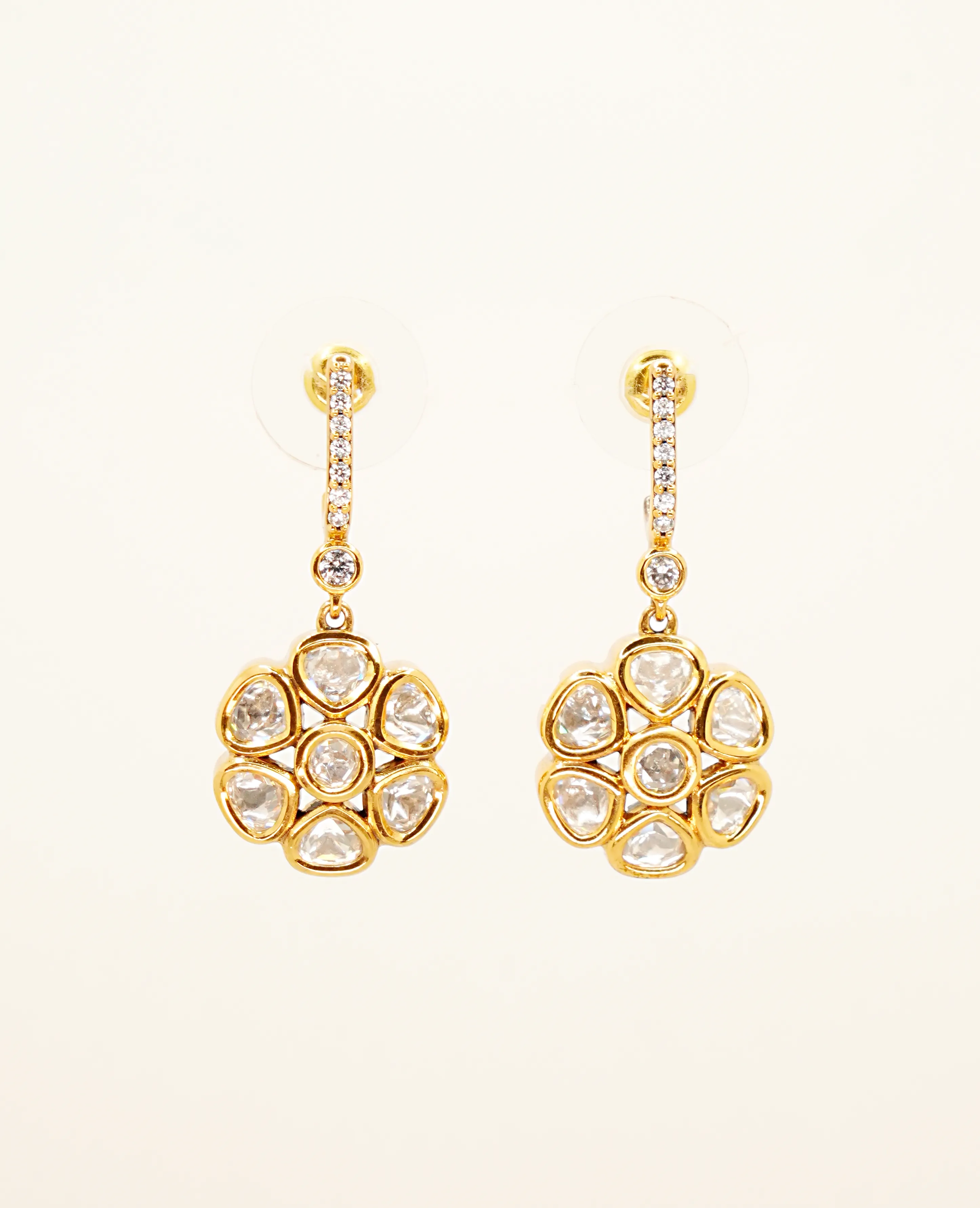 Stunning Parab Kundan Semi-Hanging Earrings – Timeless Elegance