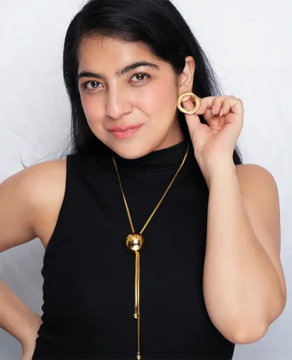 Golden Round Hollow Stud – Bold Elegance in a Statement Design